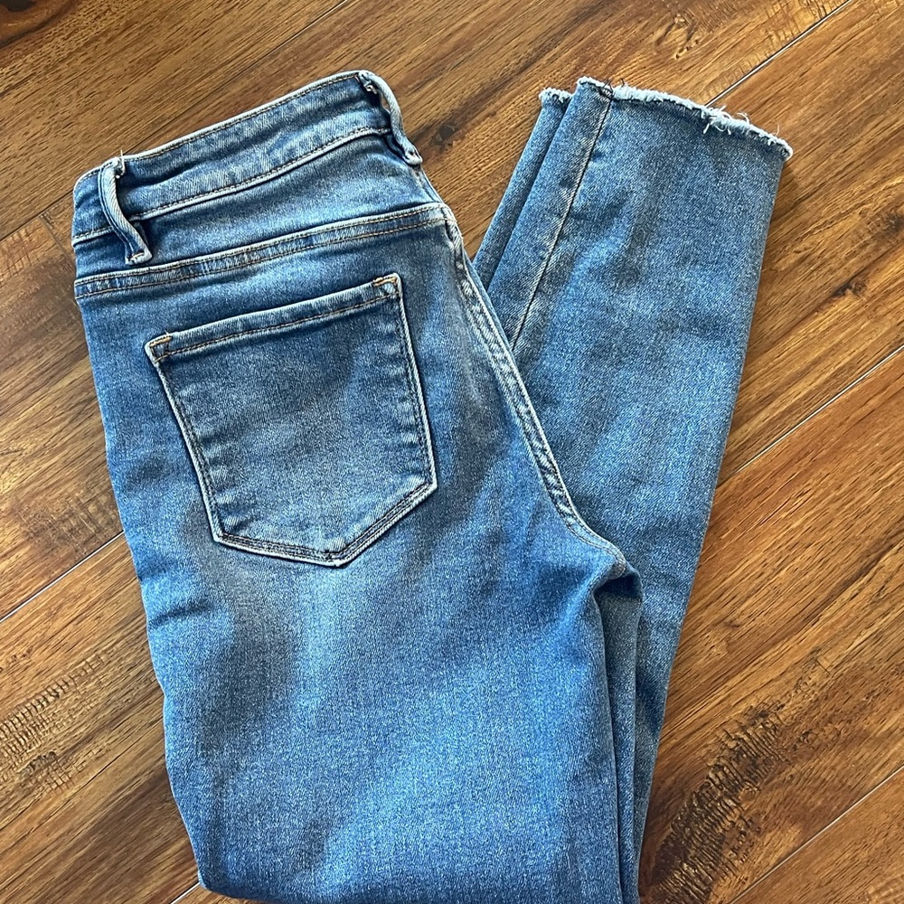 Amber Mid-Rise Skinny Jeans - Vervet